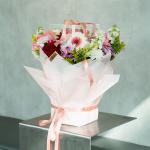 Pink Symphony Bouquet & Pink Cake