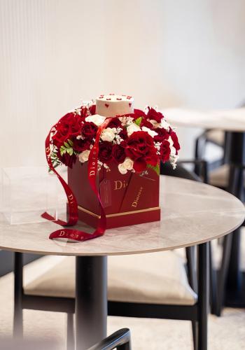 Red Romance Cake Box