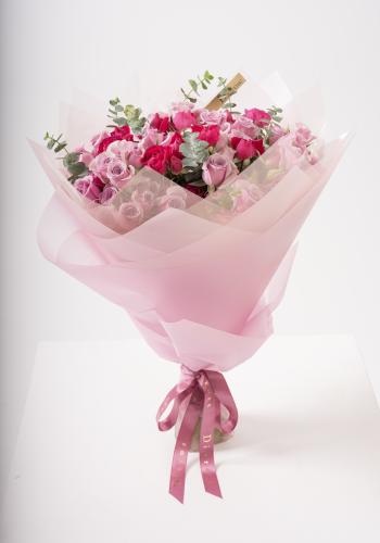 Blush Purple - Spray Rose Bouquet with Eucalyptus