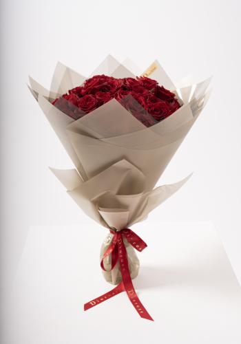 Scarlet - Spray Rose Bouquet