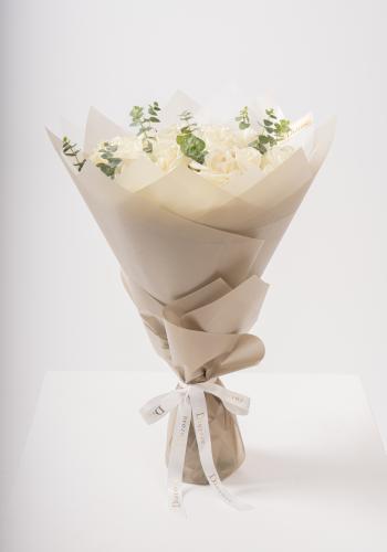 Ivory Mist - Rose Bouquet With Eucalyptus