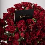 Dana – Famous Hot Sale: Spray Roses in a Box