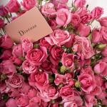 Dana – Famous Hot Sale: Spray Roses Bouquet